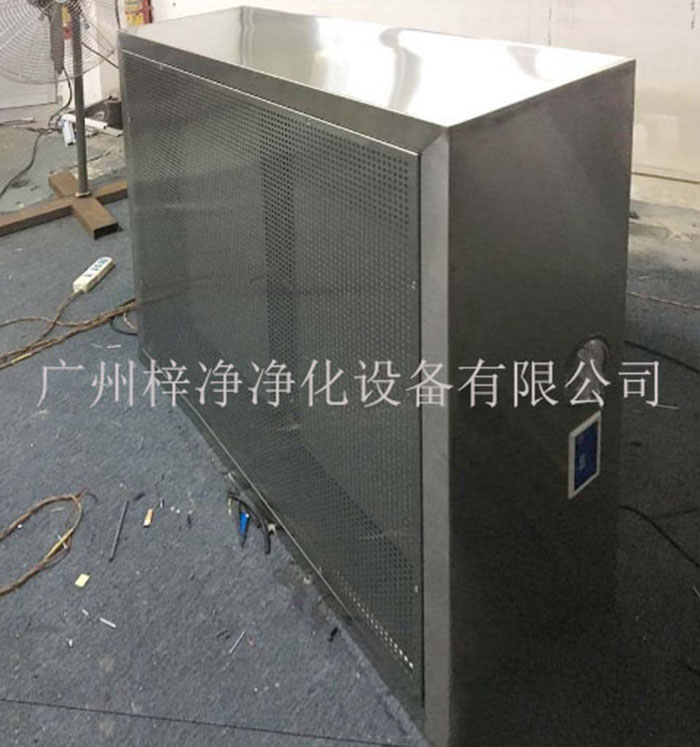 百級(jí)層流罩制作現(xiàn)場實(shí)拍圖 百級(jí)層流罩制作現(xiàn)場實(shí)拍圖